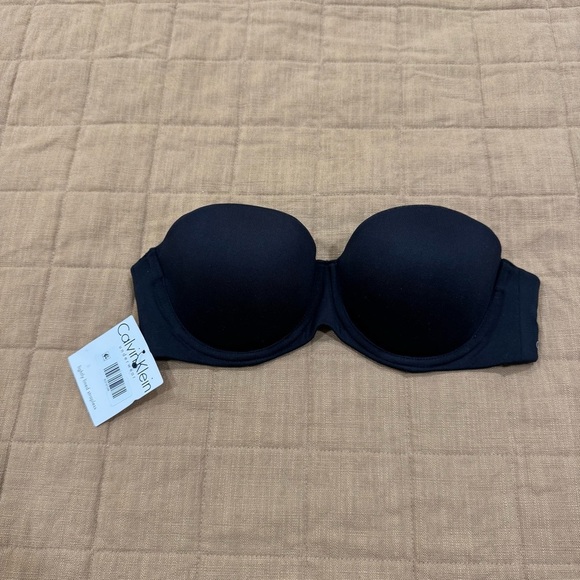NWT Calvin Klein Lightly Lined Strapless Bra QP14290 Bra Black Size 34B - Picture 1 of 10